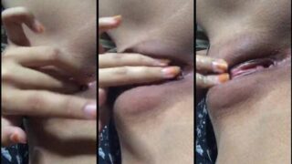 Bokep remes remes susu sambil colmek 2 jari smp